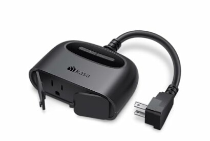 Kasa smart plug with dual outlets and short cable